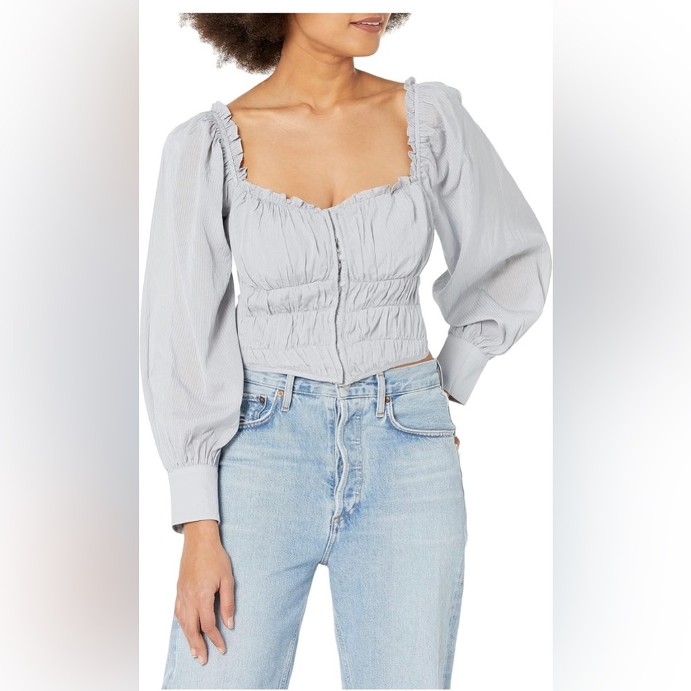 Astr the label women’s top. Dusty blue. Size XS